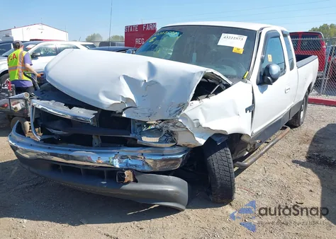 1999 Ford F-150 Work Series/Xl/Xlt из США, поврежденный, VIN 1FTZX1725XNB95932